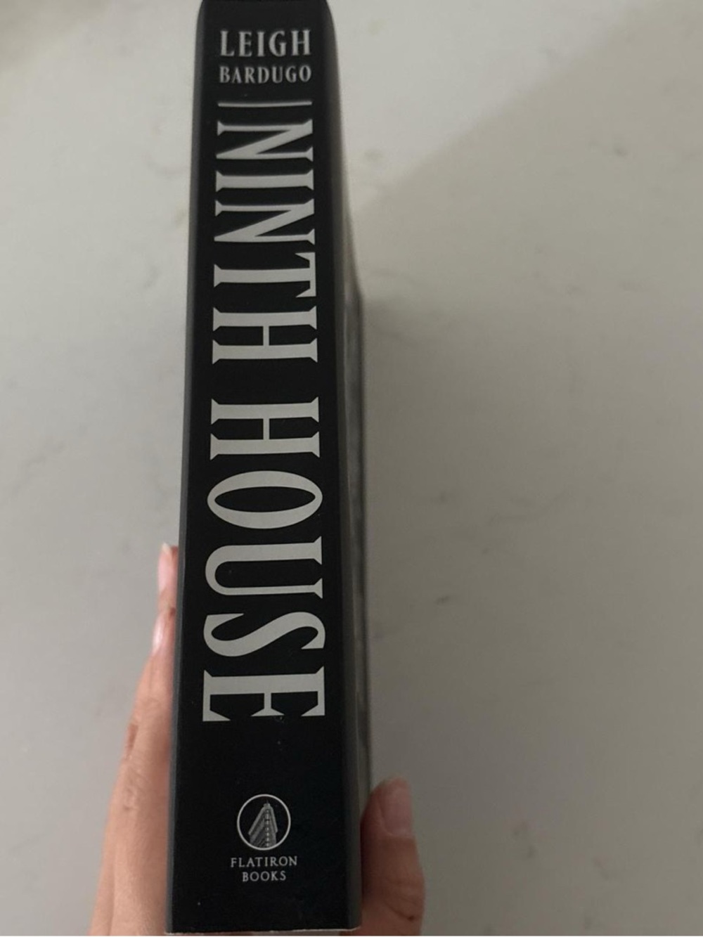 Ninth House by Leigh Bardugo - Paperback - Picture 2 of 3